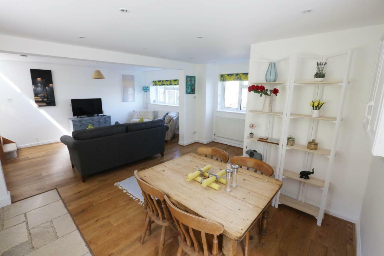 4A Dolphin Close Daire Lyme Regis Dış mekan fotoğraf